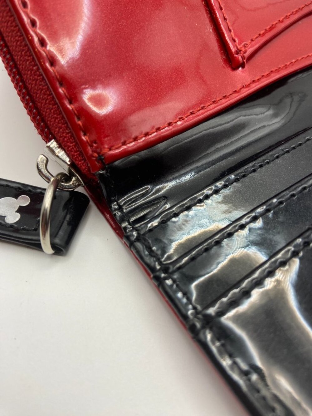 Disney Parks Loungefly Wallet Mickey and Minnie Red & Black Patent Leather 2016 - Picture 7 of 15